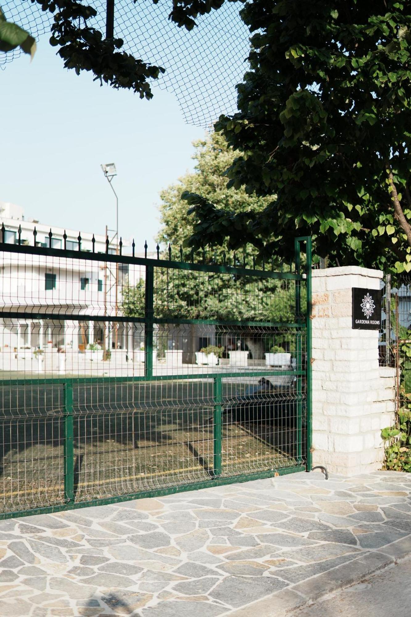Gardenia Rooms Sarandë Exteriör bild